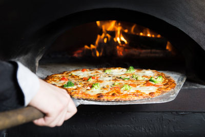 #CMCONSIGLIA – COME SCEGLIERE UNA PALA PIZZA PROFESSIONALE